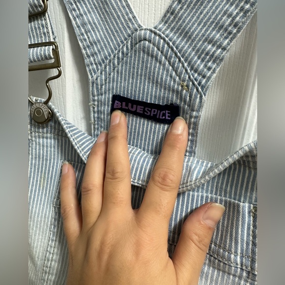 Blue Spice Size:9 Overall Shorts with stripes - Picture 4 of 4